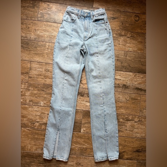 Abercrombie The 90s Straight Ultra High Rise split ankle 23 000R curve love - Picture 2 of 8